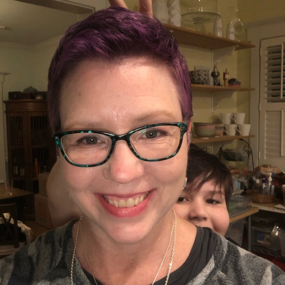 Meet your Posher, Cristy - Picture 8 of 11